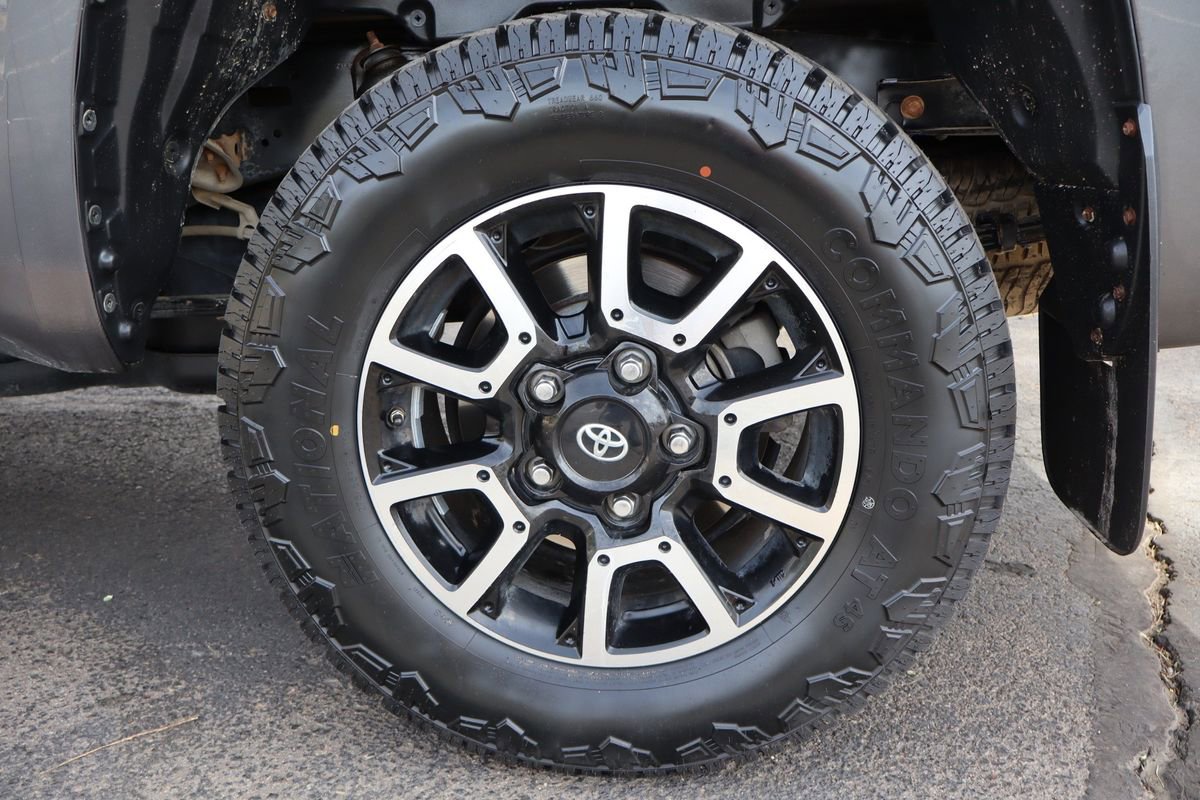 Used 2017 Toyota Tundra Limited AWD/4WD image 44