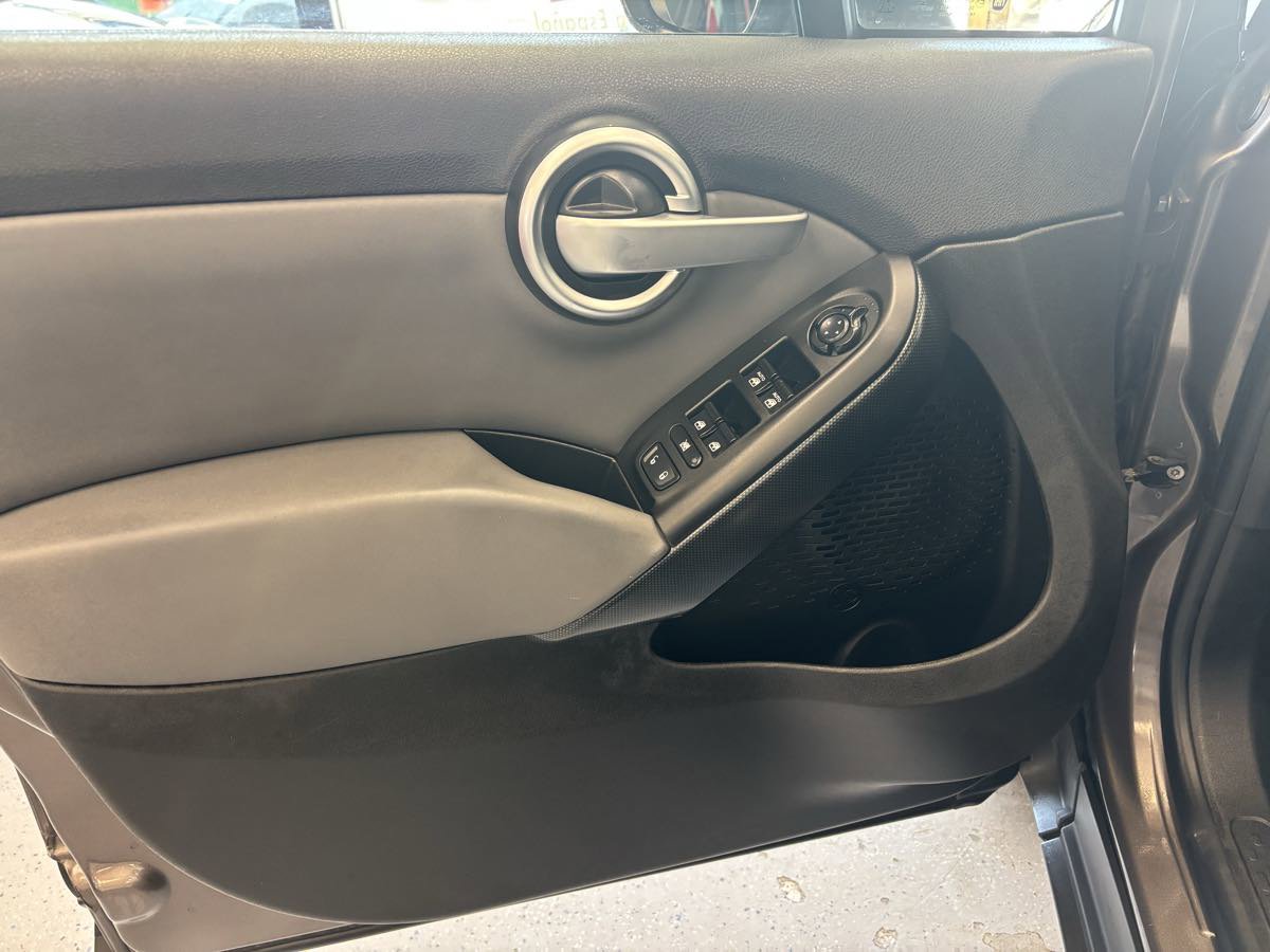 Used 2016 FIAT 500X Easy image 19