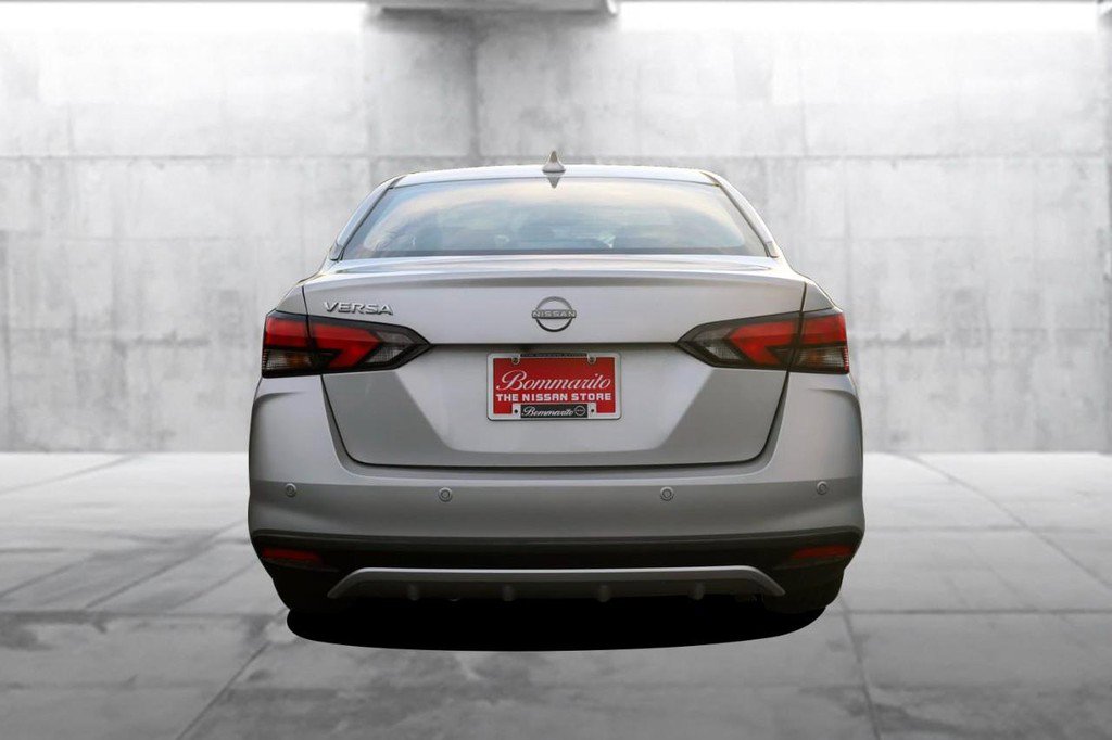 New 2025 Nissan Versa SV w/ Trunk Package image 6