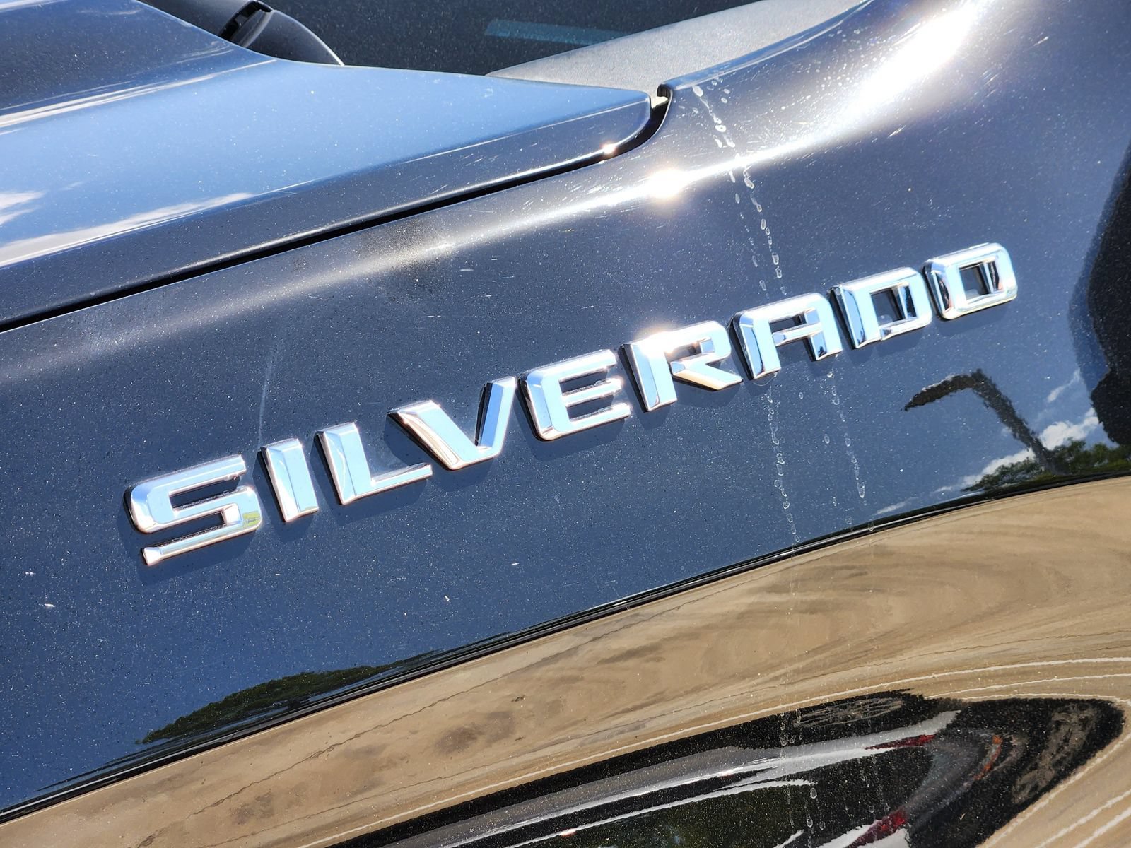 Certified 2025 Chevrolet Silverado 1500 LT RWD image 13