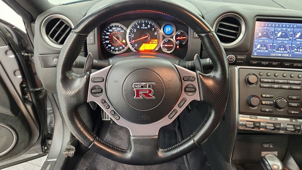 Used 2011 Nissan GT-R Premium AWD/4WD image 48