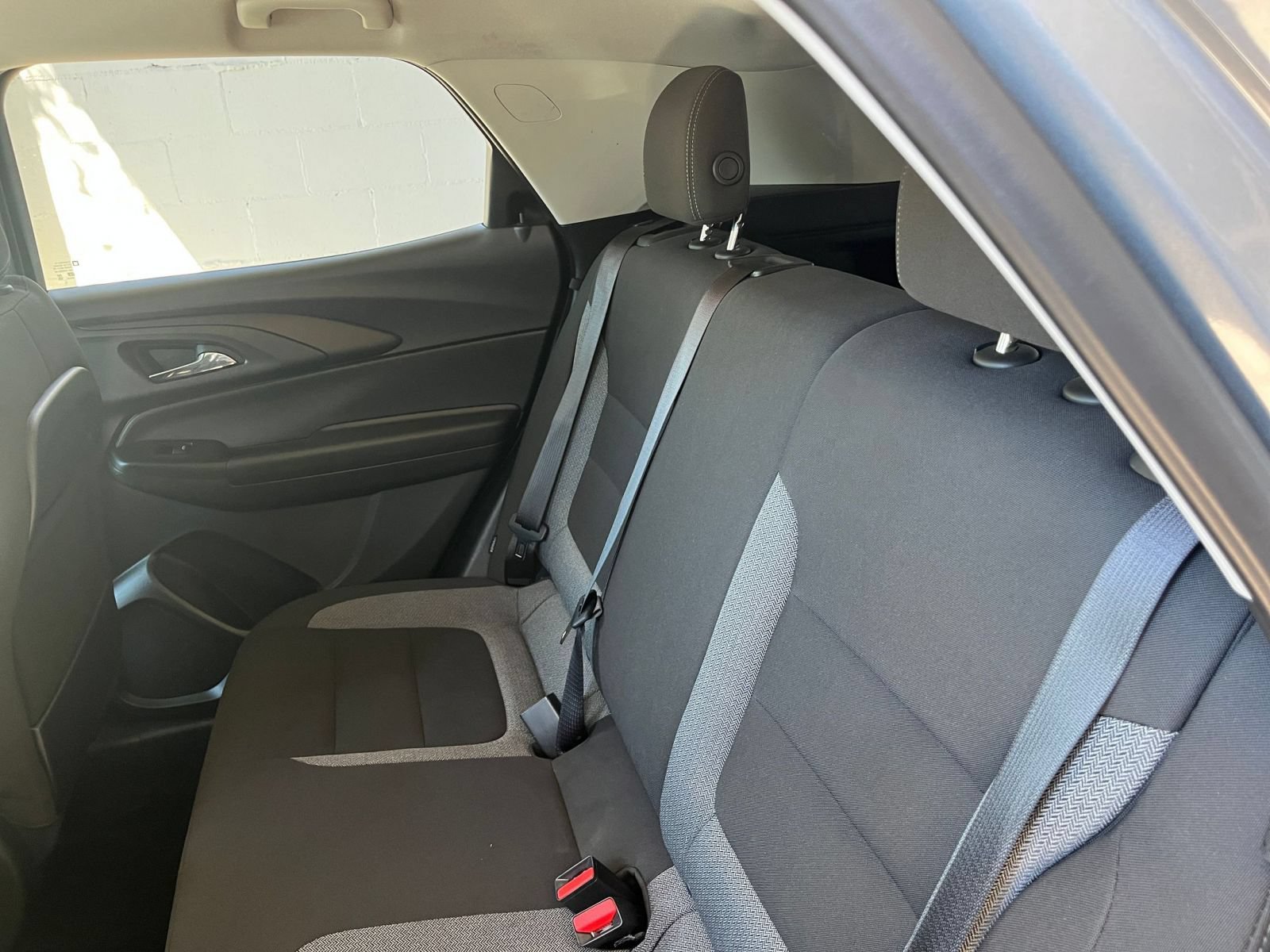 Used 2025 Chevrolet TrailBlazer LT FWD image 27