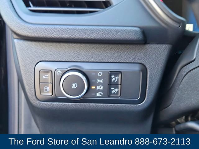New 2025 Ford Escape SE image 20