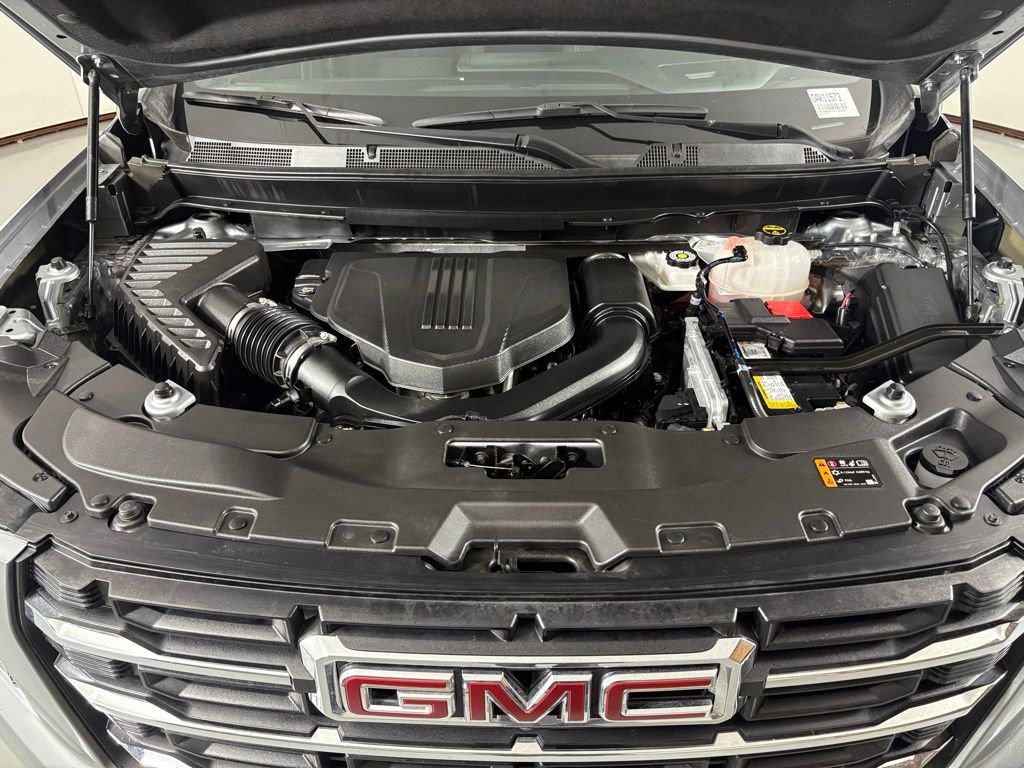 Used 2025 GMC Acadia Elevation image 48