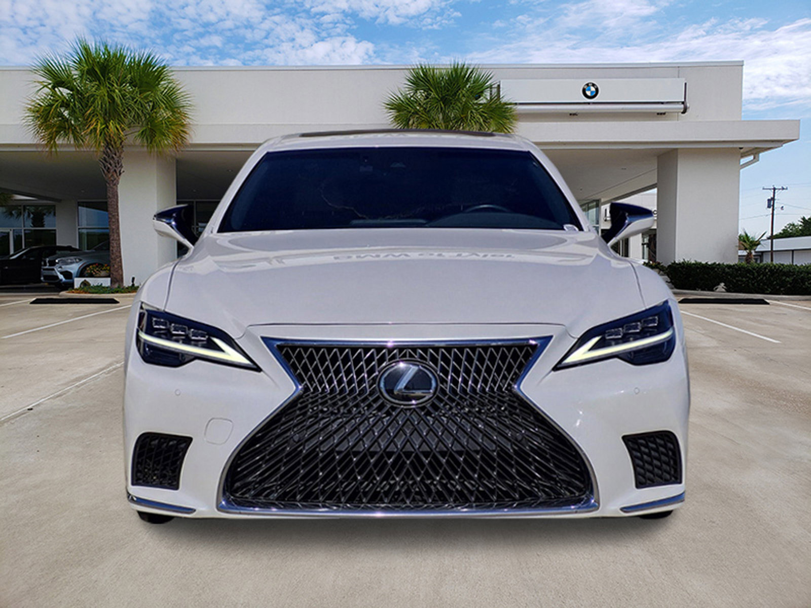 Used 2021 Lexus LS 500 image 2