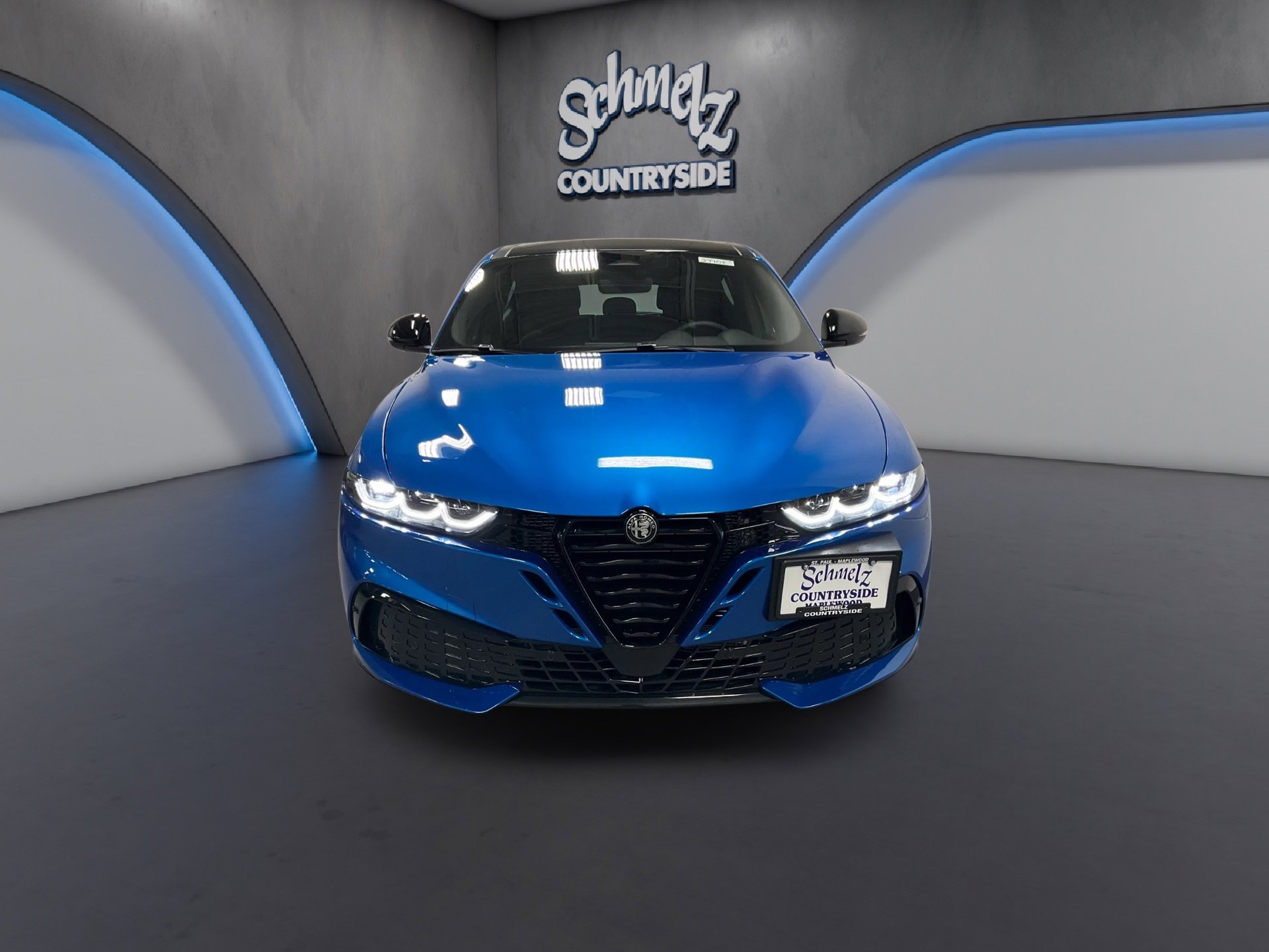 New 2026 Alfa Romeo Tonale w/ Black Premium Package image 7