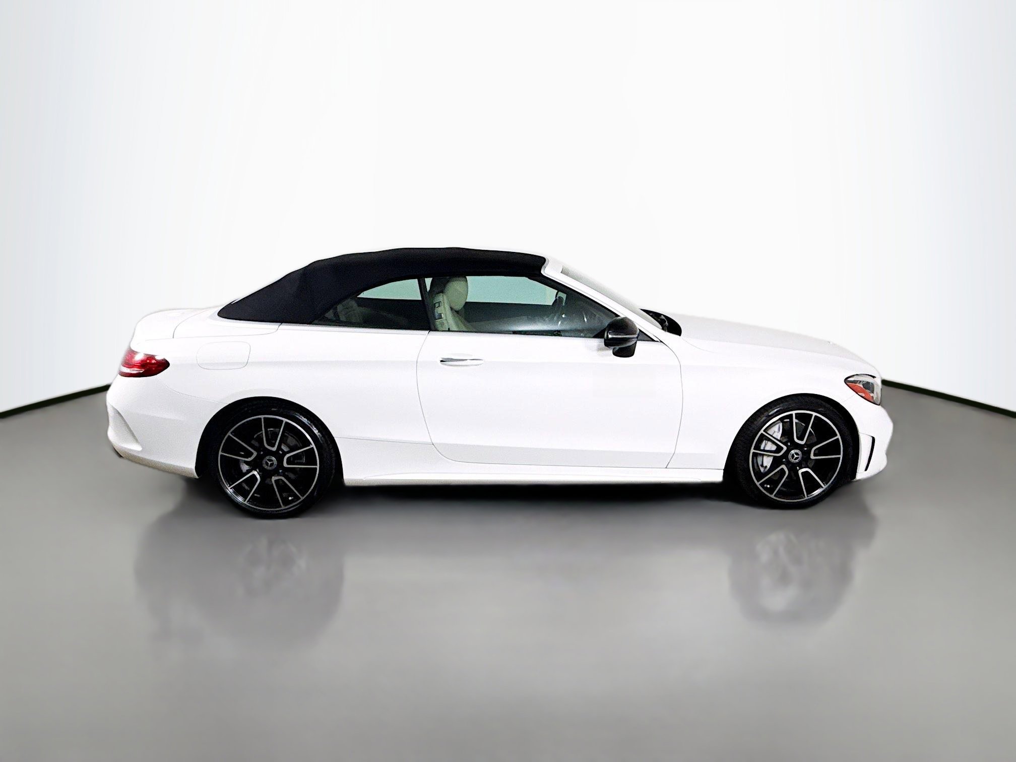 Used 2020 Mercedes-Benz C 300 Cabriolet w/ AMG Line image 11