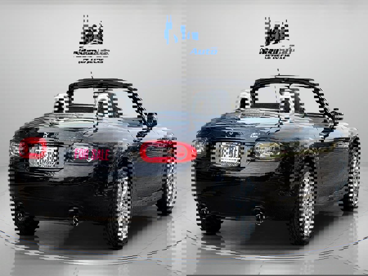 Used 2014 MAZDA MX-5 Miata Grand Touring w/ Premium Package image 3