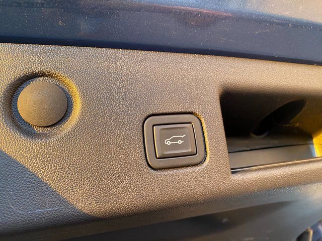 Used 2024 Chevrolet Equinox LT FWD image 11