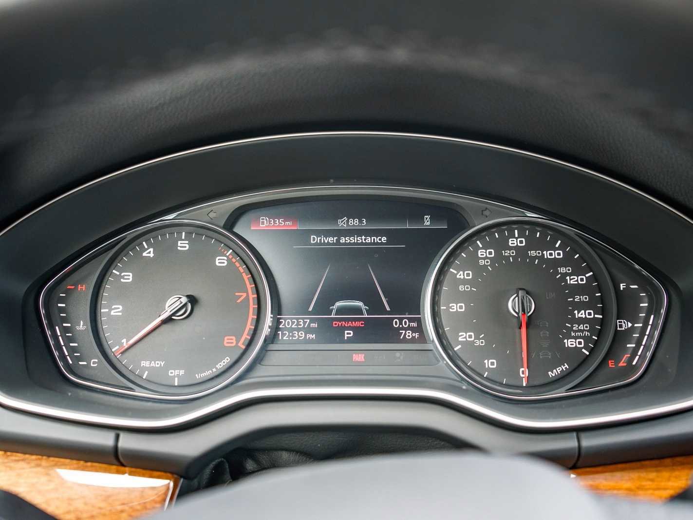 Used 2023 Audi Q5 2.0T Premium w/ Convenience Package image 23