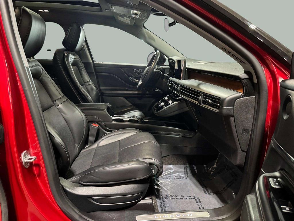 Used 2020 Lincoln Corsair Reserve w/ Equipment Group 202A image 27