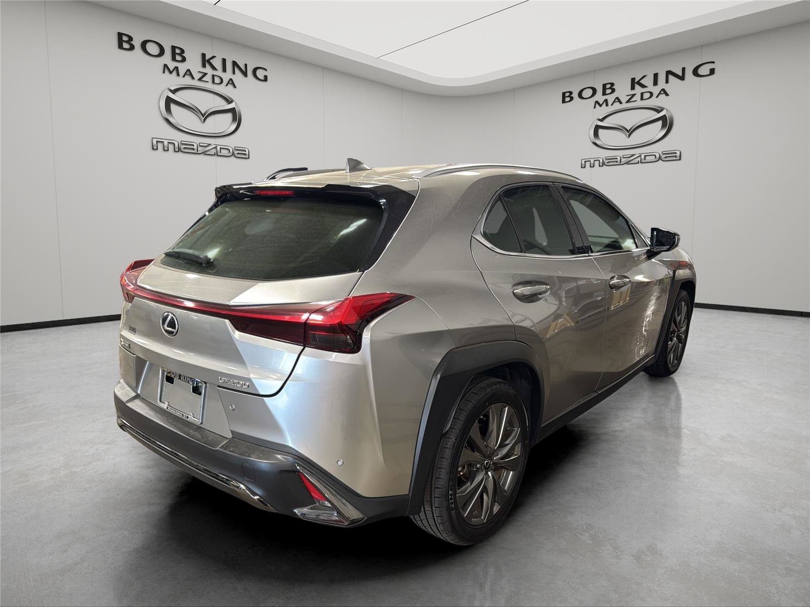 Used 2019 Lexus UX 200 F Sport w/ F Sport Premium Package image 5