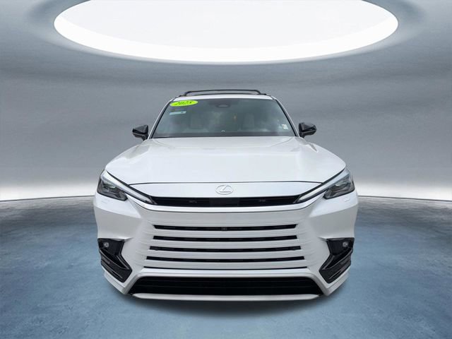 Used 2025 Lexus TX 500h AWD w/ Technology Package image 8