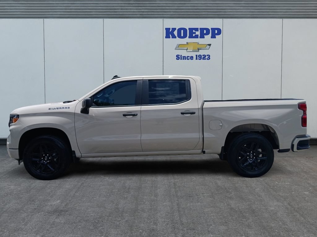 New 2026 Chevrolet Silverado 1500 Custom RWD image 2
