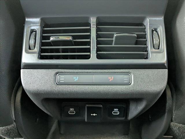 Used 2025 Land Rover Range Rover Evoque S image 18