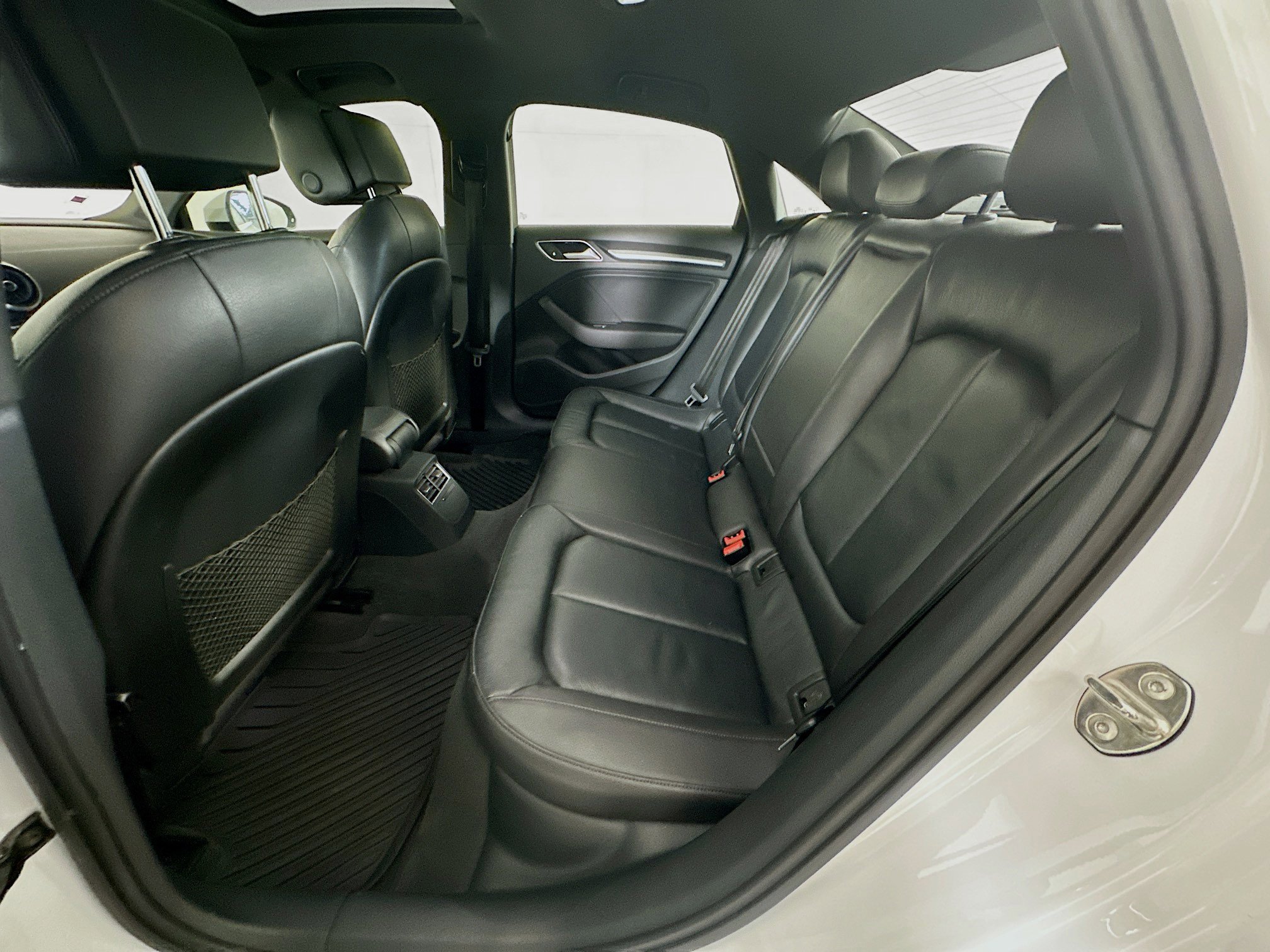 Used 2018 Audi A3 2.0T Premium w/ Convenience Package image 29