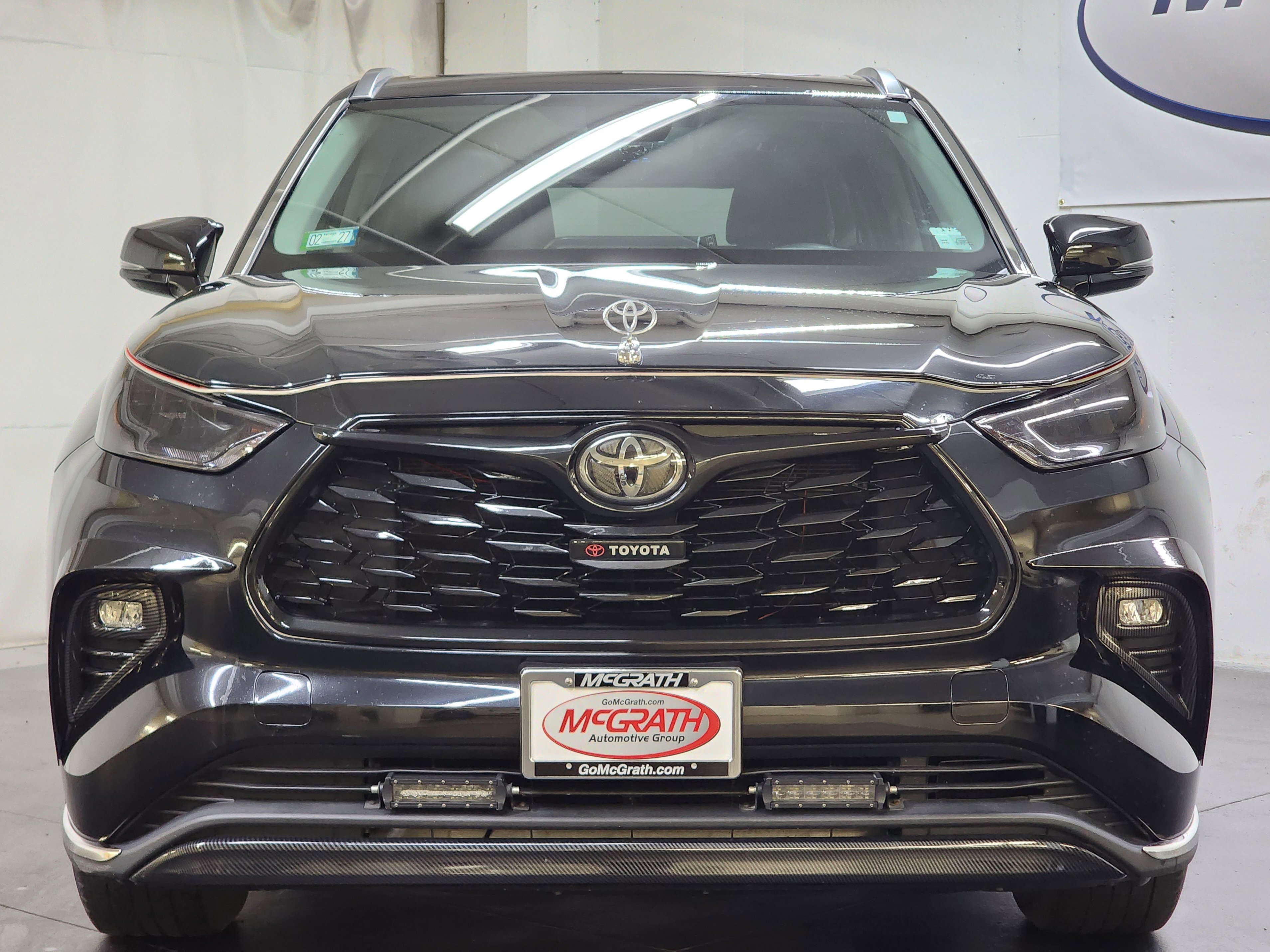Used 2020 Toyota Highlander XLE FWD image 12