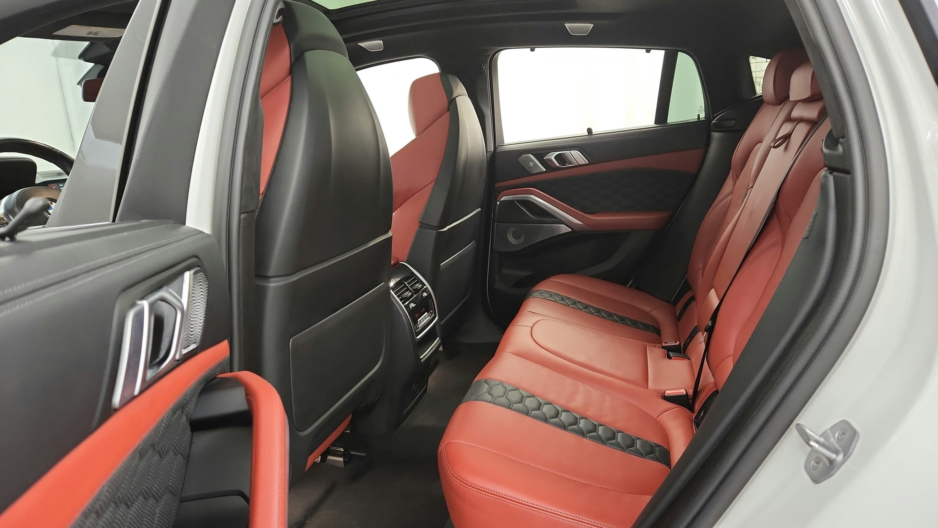 Used 2023 BMW X6 M w/ Competition Package AWD/4WD image 29