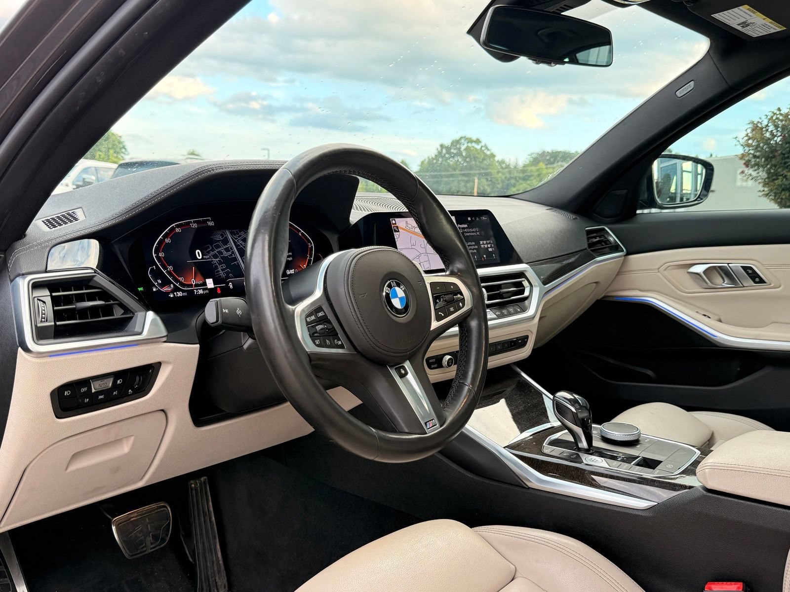 Used 2020 BMW 330i Sedan w/ M Sport Package RWD image 21