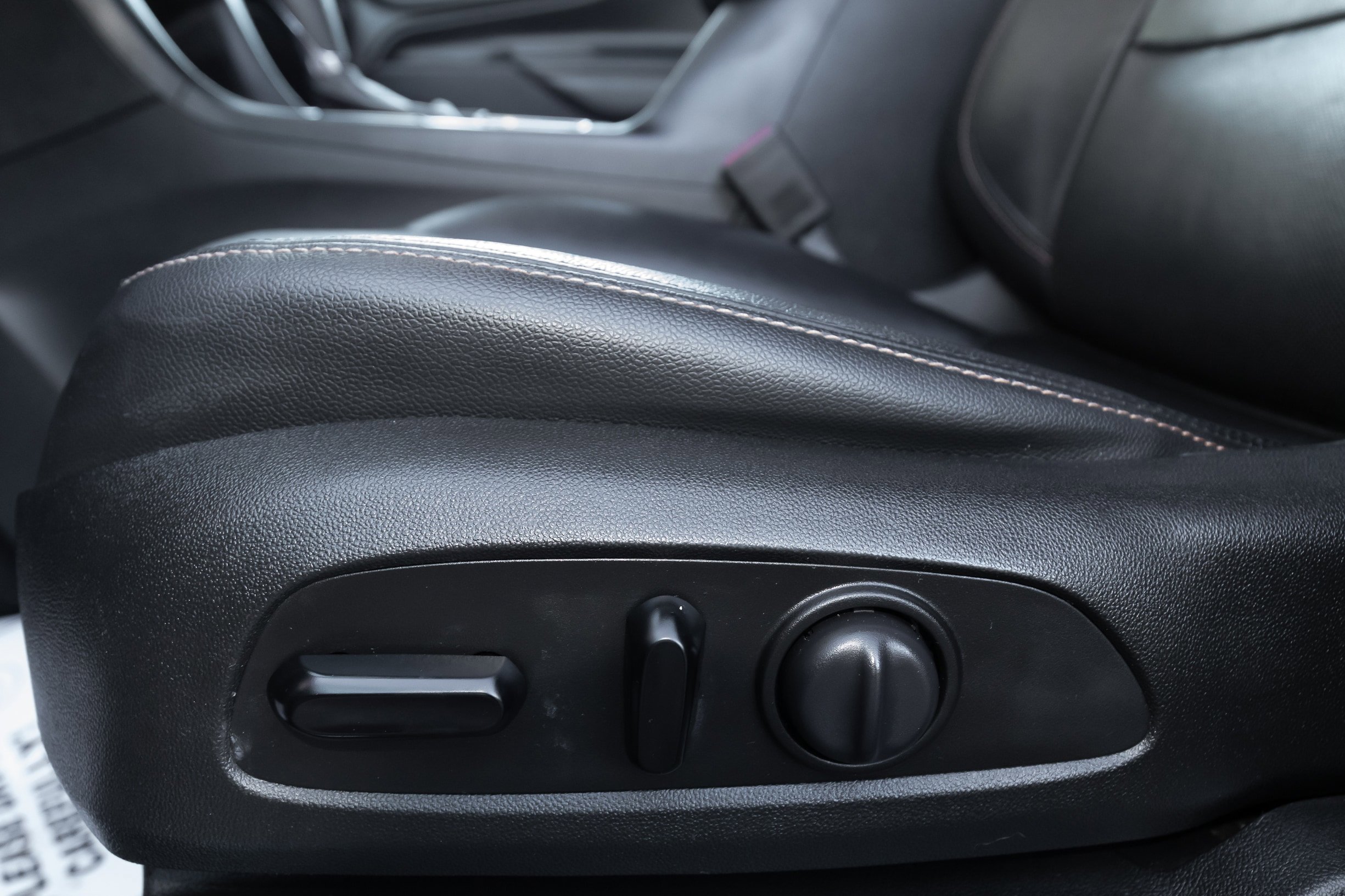 Used 2019 Chevrolet Equinox Premier image 11