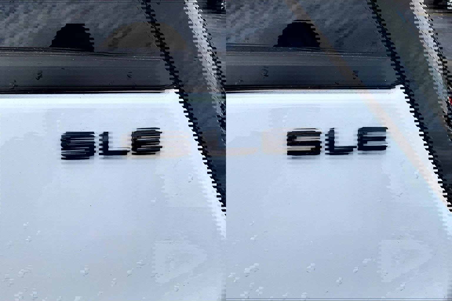 Used 2022 GMC Terrain SLE w/ Driver Convenience Package image 15