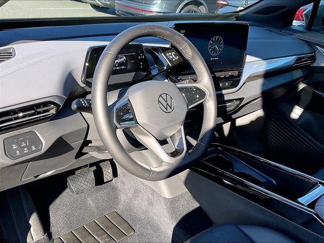 Used 2023 Volkswagen ID.4 Pro S AWD/4WD image 5
