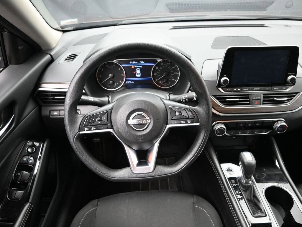Used 2023 Nissan Altima 2.5 SV image 21