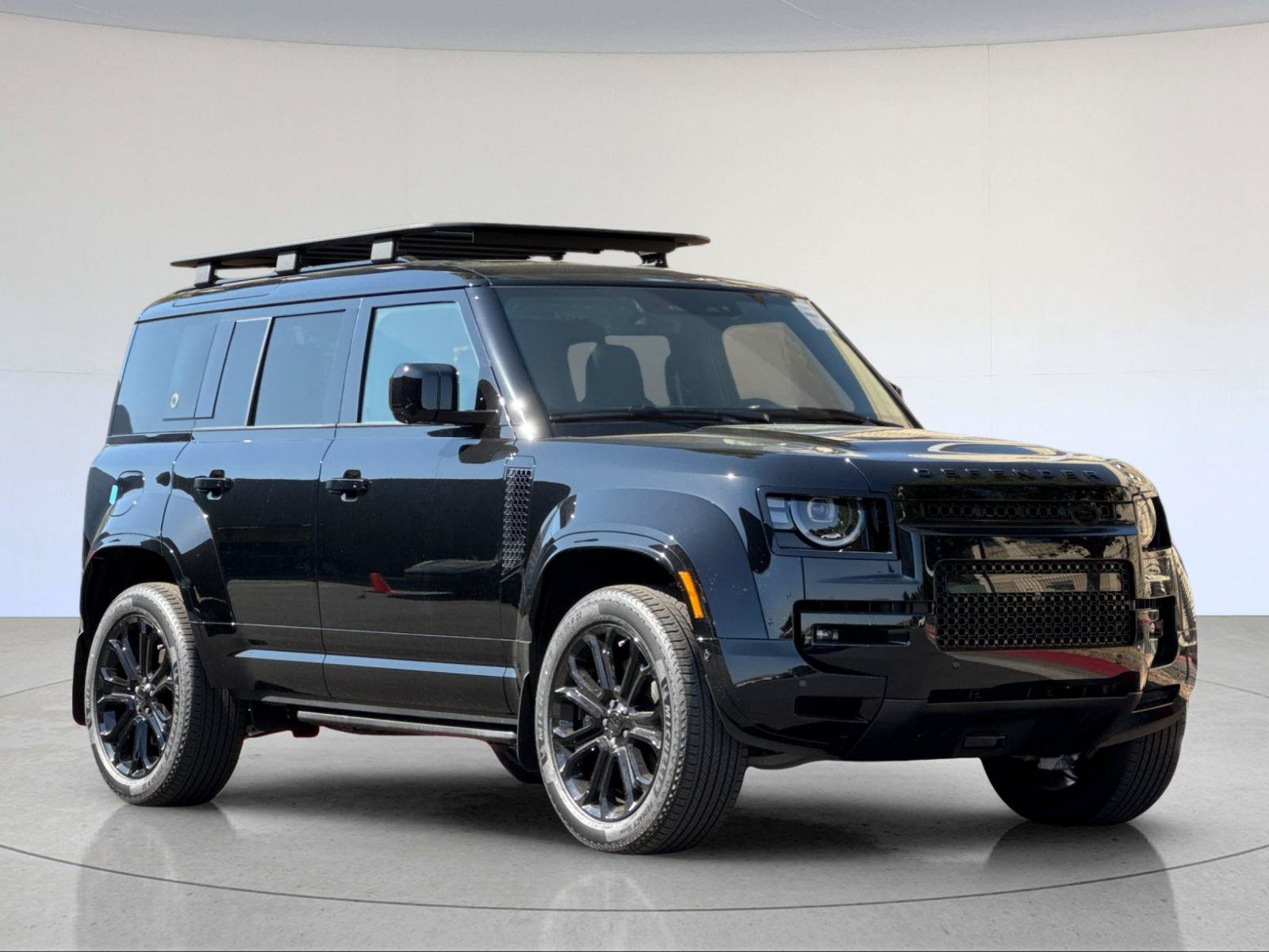 New 2026 Land Rover Defender 110 OCTA AWD/4WD image 8