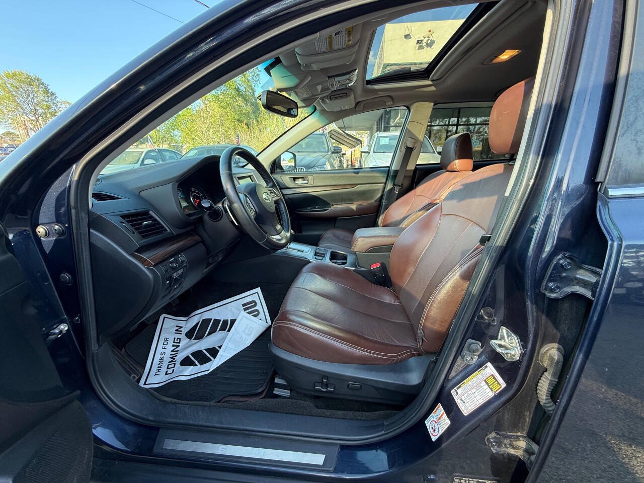 Used 2014 Subaru Outback 2.5i Limited AWD/4WD image 9
