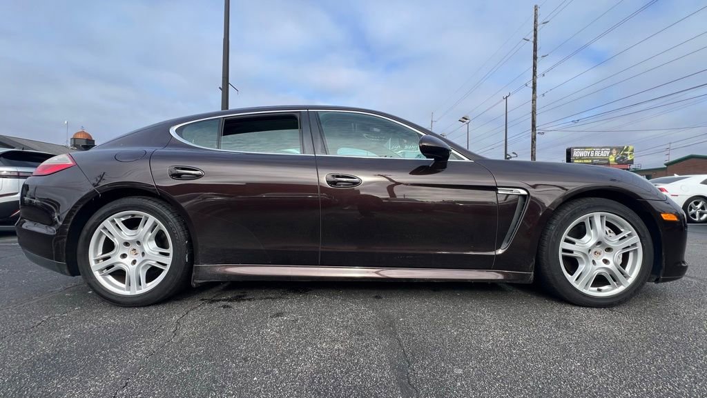 Used 2011 Porsche Panamera S image 9