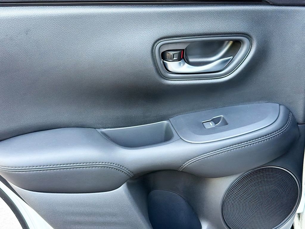 New 2026 Honda HR-V LX image 15