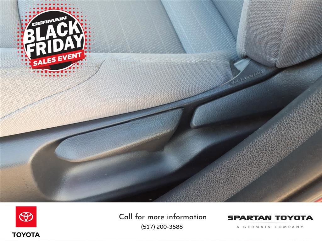 Used 2023 Toyota Corolla SE image 14