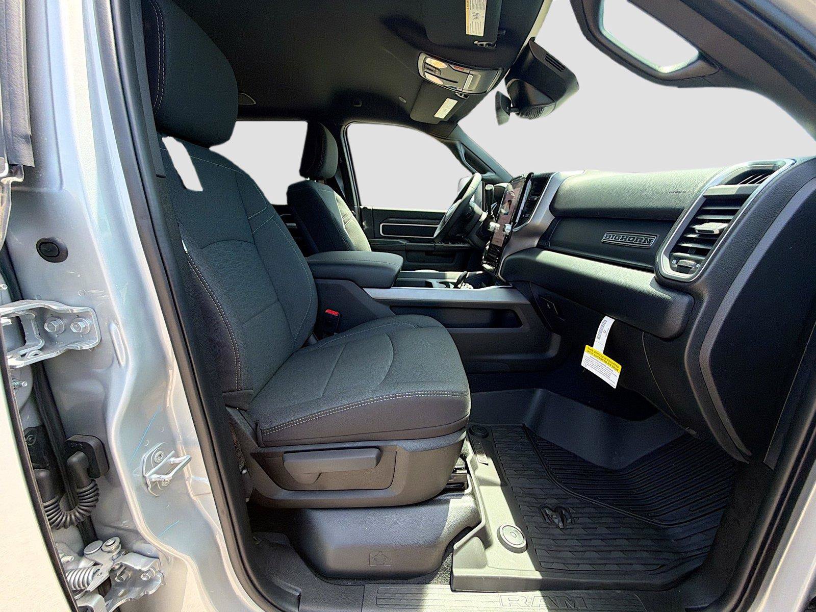 New 2026 RAM 2500 Big Horn AWD/4WD image 14