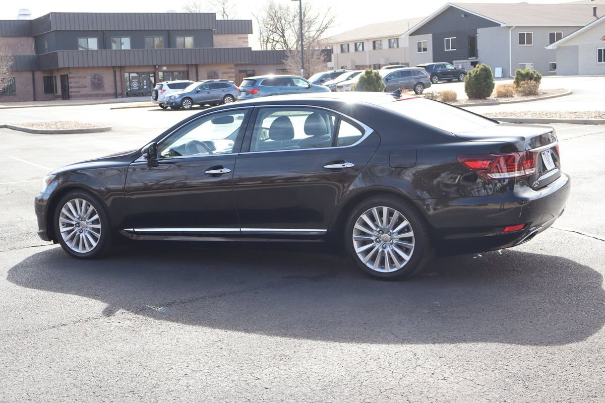 Used 2013 Lexus LS 460 L w/ Preferred Accessory Package image 8
