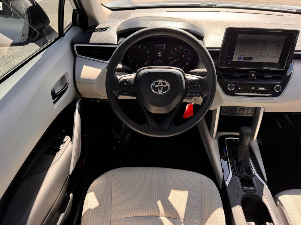 Used 2024 Toyota Corolla Cross L image 19