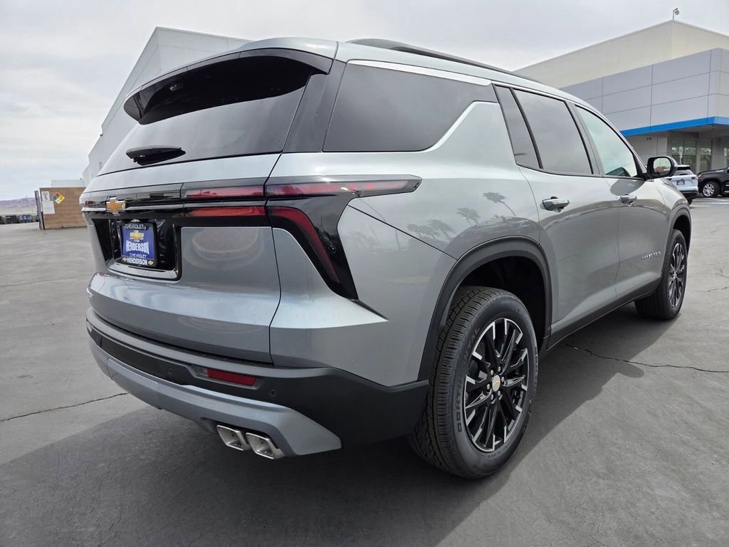 New 2026 Chevrolet Traverse LT w/ Sun and Wheel Package FWD image 4
