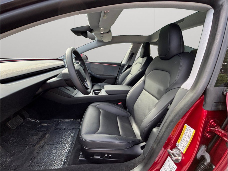 Used 2024 Tesla Model 3 Standard Range RWD image 2