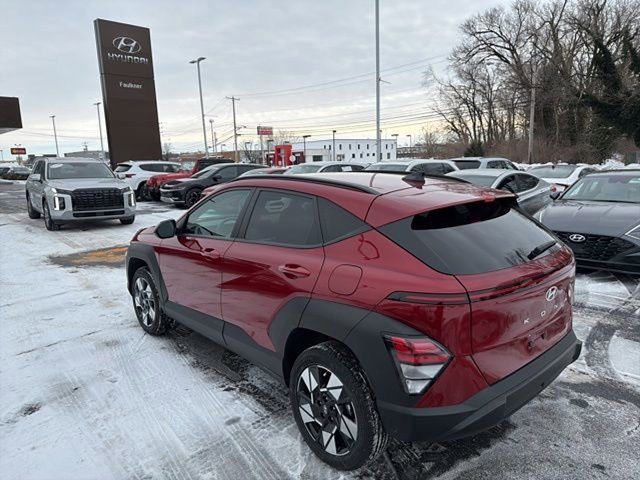 Certified 2024 Hyundai Kona SEL image 5