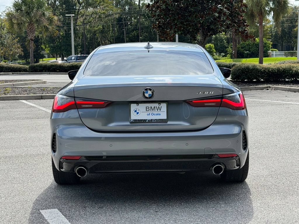 Used 2022 BMW 430i Coupe w/ Convenience Package RWD image 4