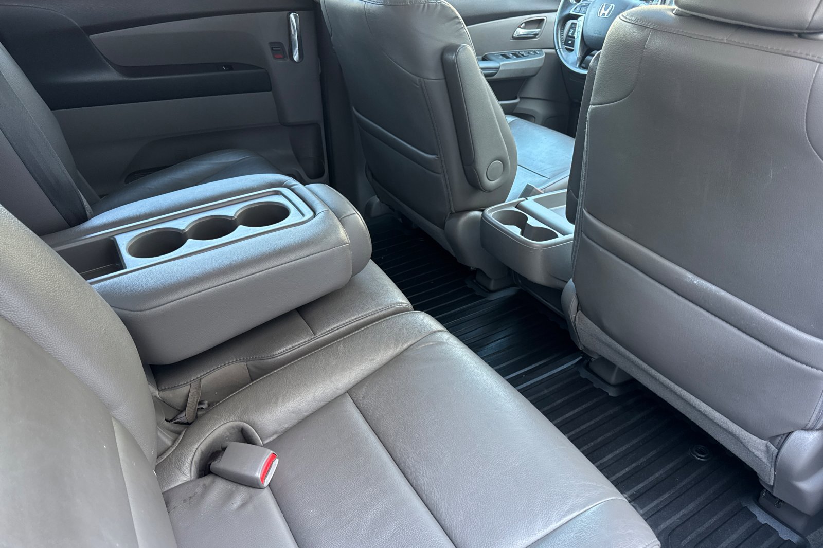 Used 2015 Honda Odyssey EX-L image 29