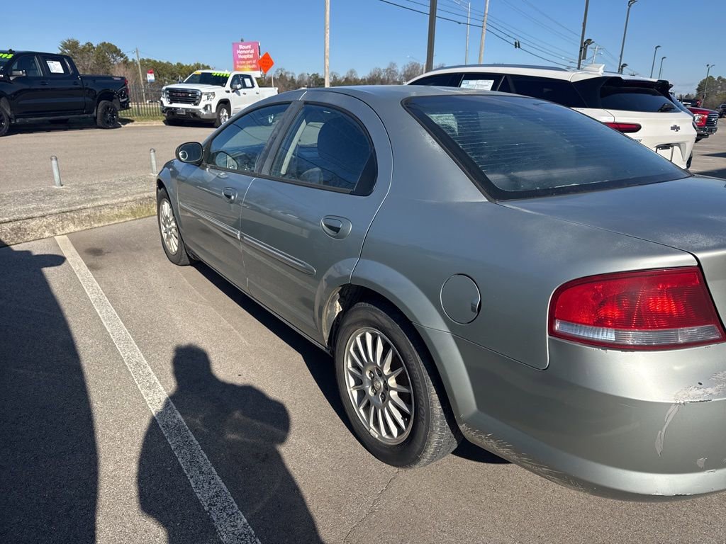 Used 2004 Chrysler Sebring LXi image 3