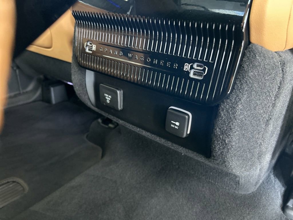 Used 2025 Jeep Grand Wagoneer L Series III w/ Rear Seat Video Group 1 image 38