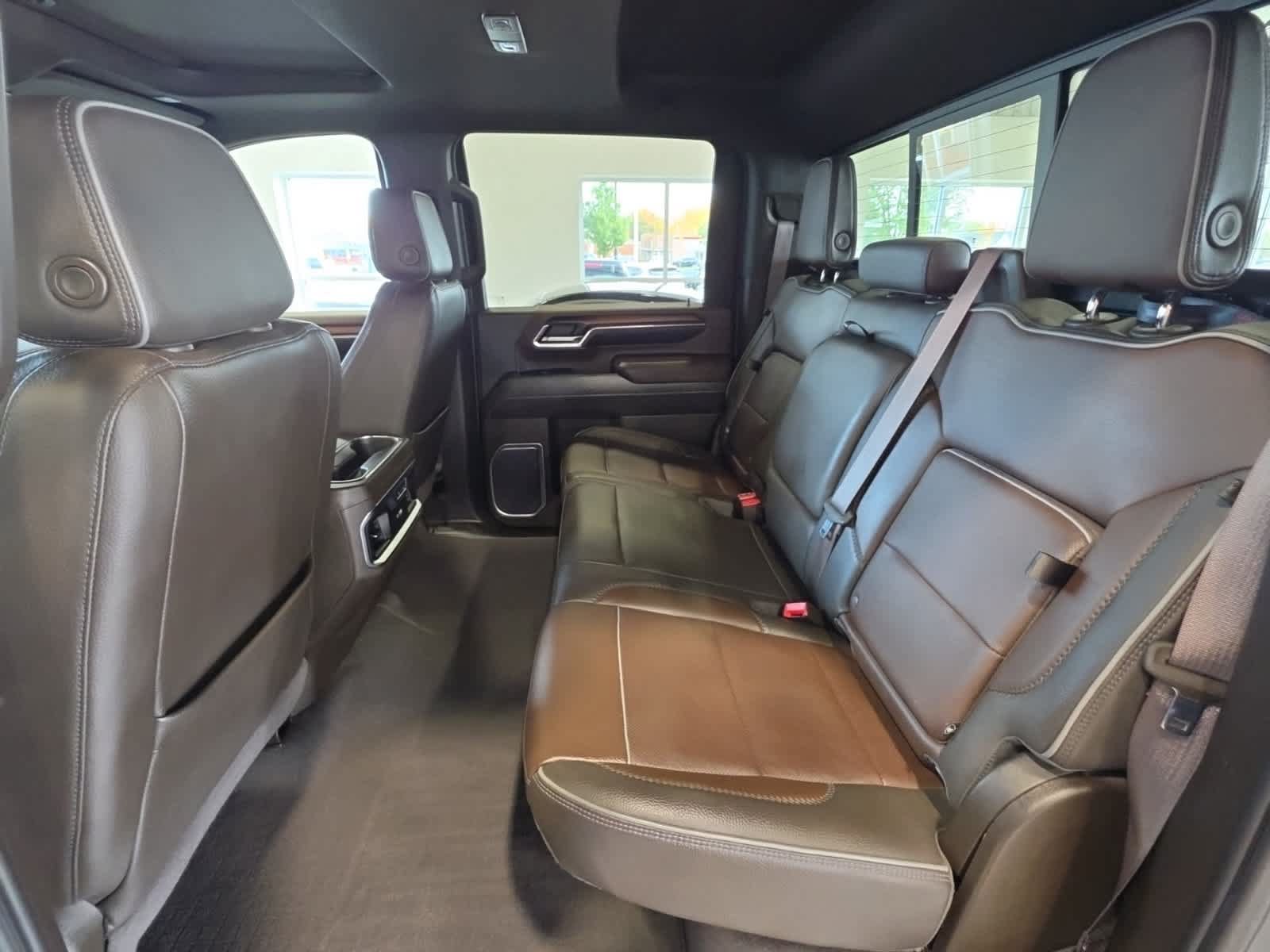Used 2024 GMC Sierra 2500 Denali w/ Denali Reserve Package AWD/4WD image 38