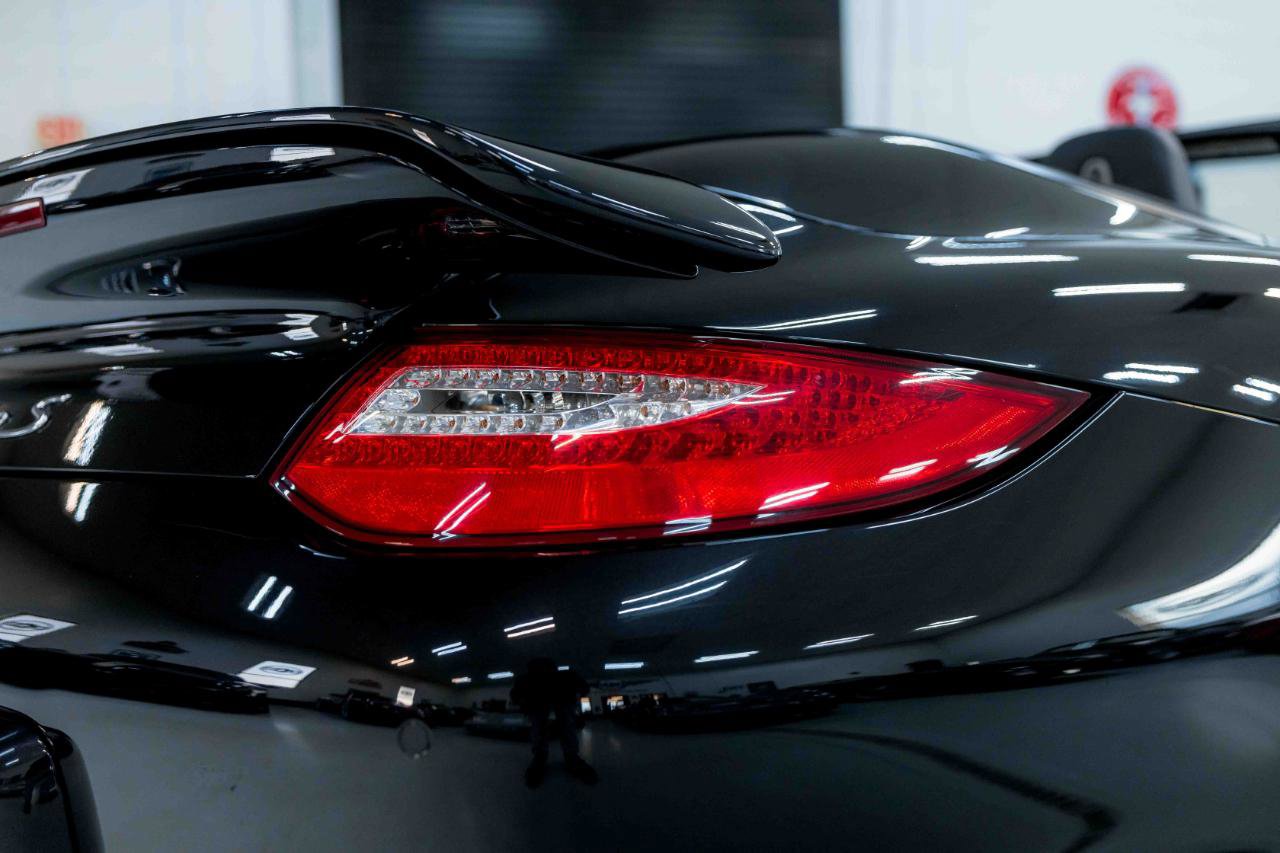 Used 2011 Porsche 911 Turbo S image 24