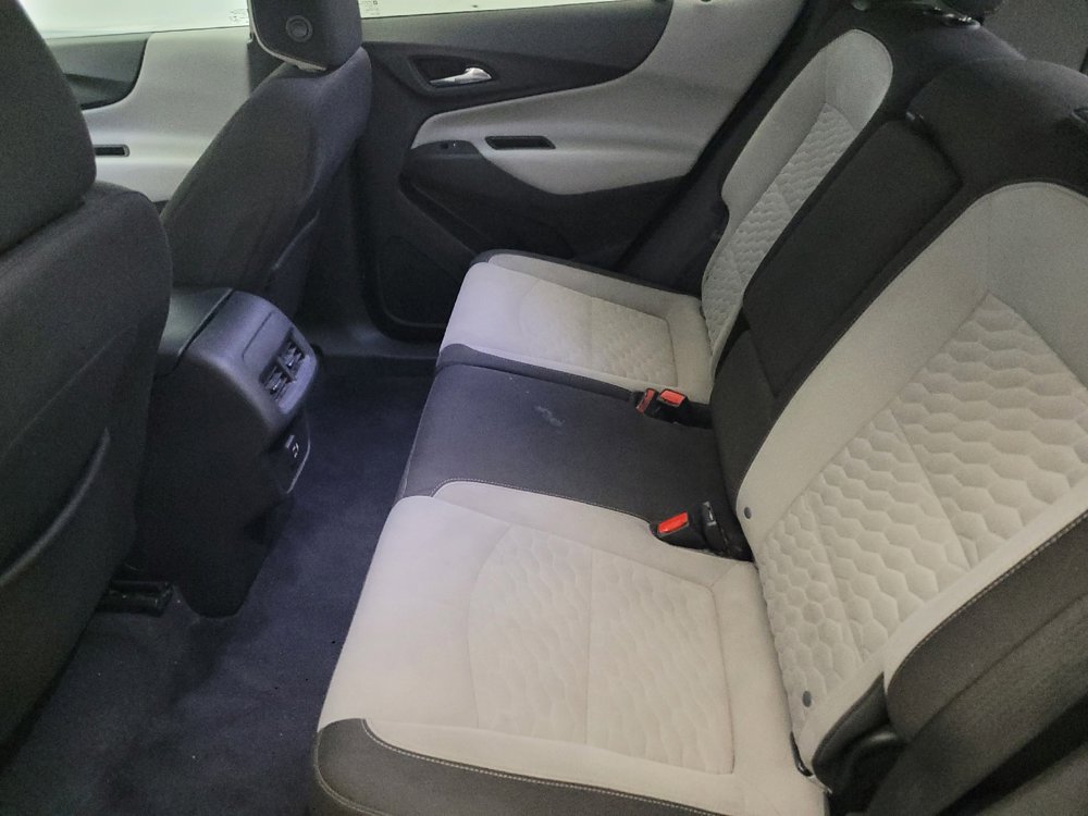 Used 2021 Chevrolet Equinox LT FWD image 18