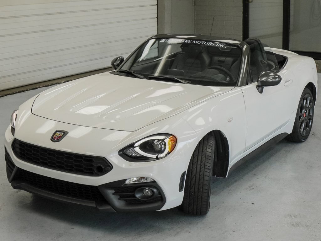 Used 2019 FIAT 124 Spider Abarth w/ Convenience Group RWD image 9