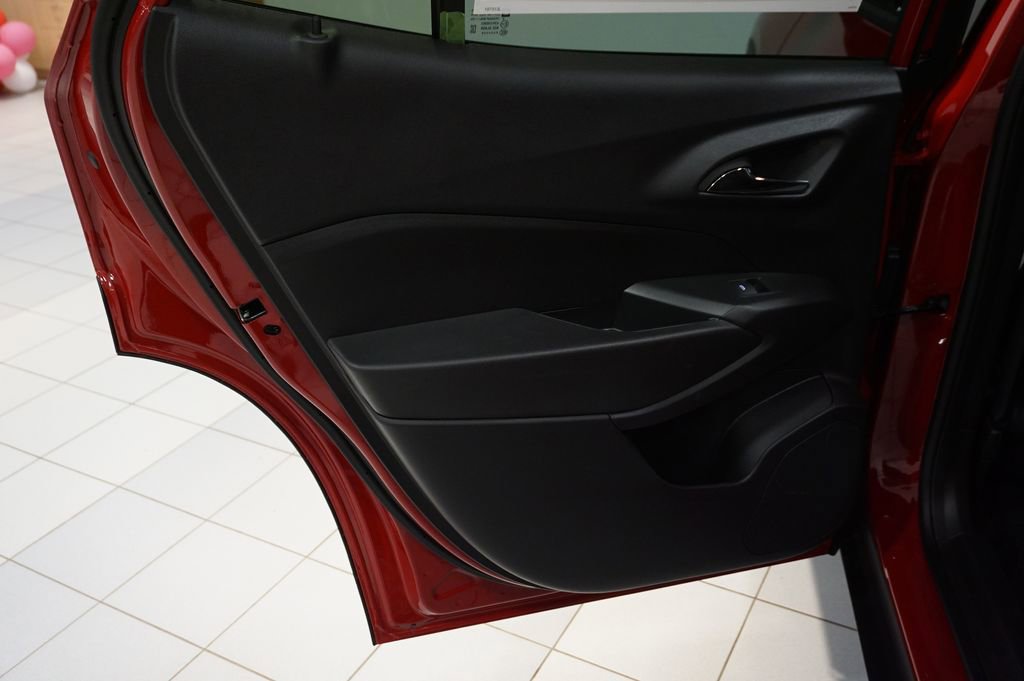 New 2026 Chevrolet Trax LT image 23