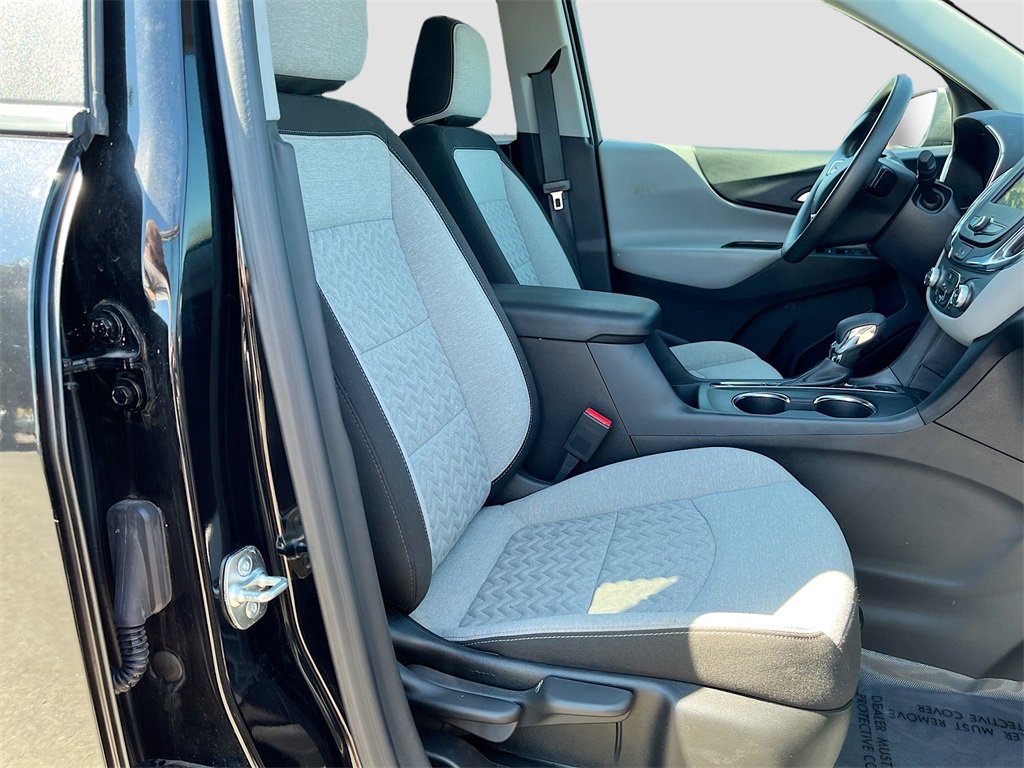 Used 2024 Chevrolet Equinox LS w/ LS Convenience Package image 25