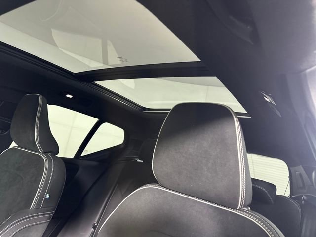 Used 2023 Volvo XC40 Recharge Plus w/ Protection Package Premier image 12