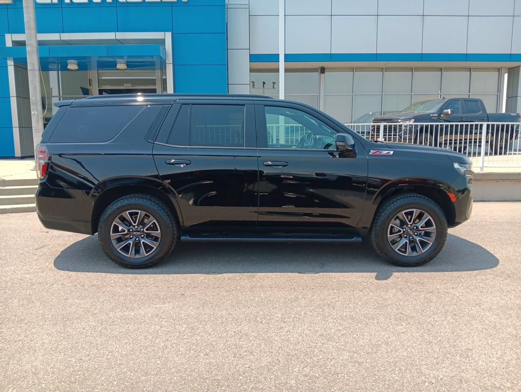 Used 2021 Chevrolet Tahoe Z71 w/ Z71 Signature Package AWD/4WD image 6